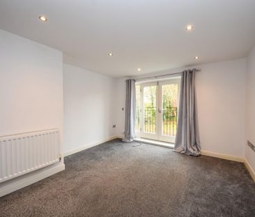 2 bed Apartment for Rent - Photo 5