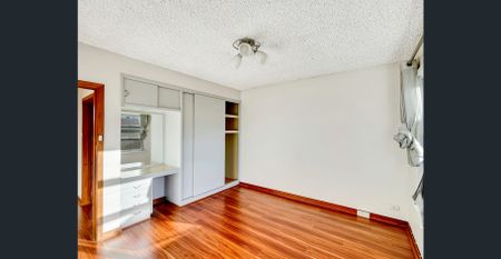 Stylish Living in Prestigious Applecross - Photo 2