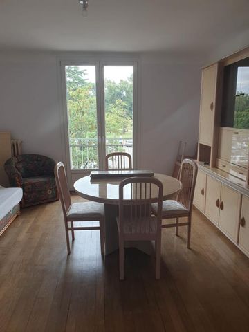 Location Appartement 3 pièces 63m² CHALON SUR SAONE 71100 - Photo 2