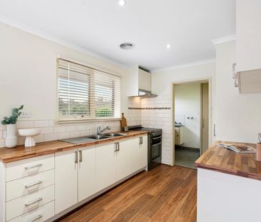 Tranquil Warrandyte Living Surrounded by Nature - Photo 6