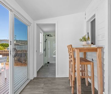 A Modern Haven Where Contemporary Design Meets Urban Convenience - Photo 3