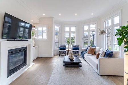 For Lease - 2147 Lillykin Street, Oakville, Ontario - Photo 2