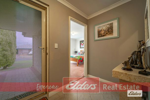 The heart of Waikiki! - Photo 1