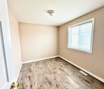 For Lease - 687B Wild Ginger Avenue, Waterloo, Ontario - Photo 3