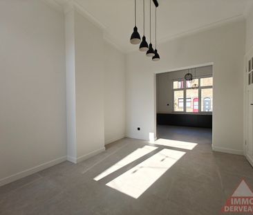 Ieper - Volledig gerenoveerde woning in het centrum - Photo 2