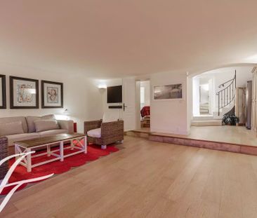 Maison à louer Mougins, Cote d'Azur, France9 000 EUR / Mois - Photo 1