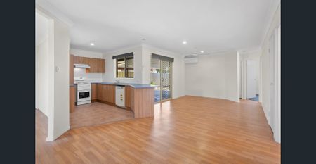 Freshly Updated Family Home in a Quiet Bald Hills Pocket - Photo 5