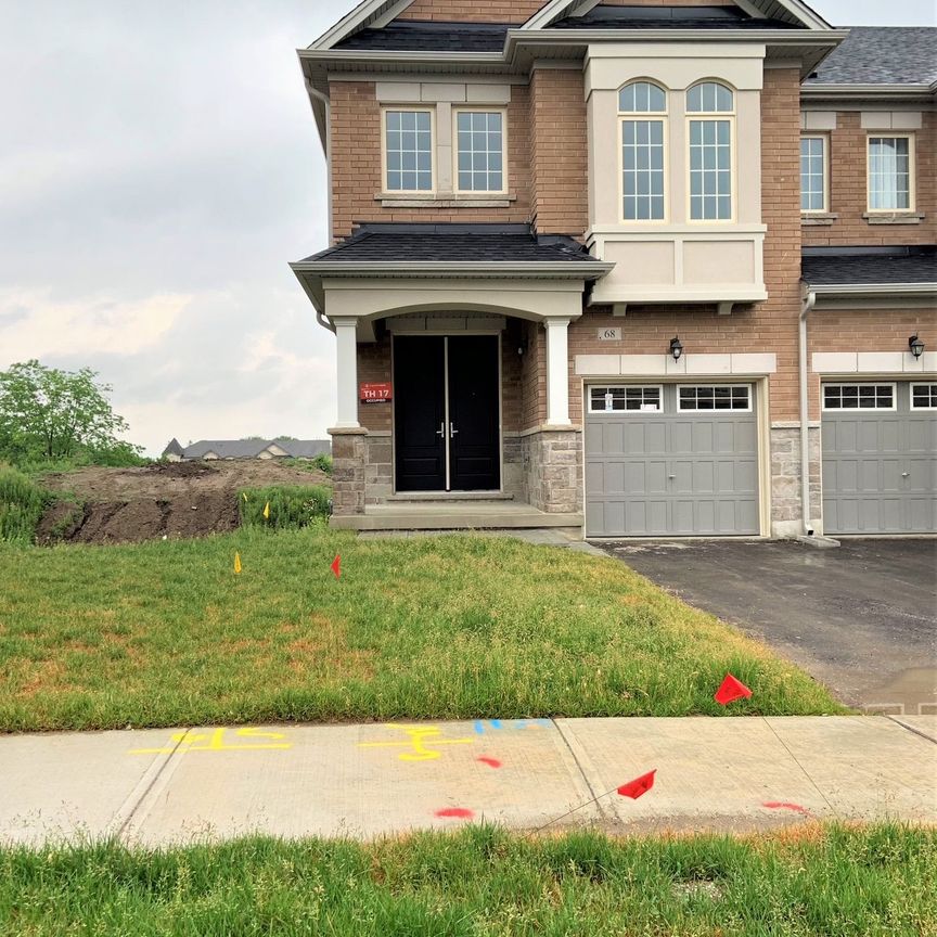 For Lease - 68 Drizzel Crescent, Richmond Hill, Ontario - Photo 1