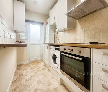 2 bedroom property to rent Garrison Court, Hitchin, SG4 - Photo 3