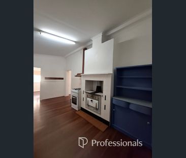 Timeless 1920s South Bunbury Character Home - Photo 3