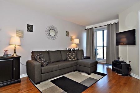 For Lease - 314 Central Park Drive Unit# 908, Carlington - Central Park, Ontario - Photo 3
