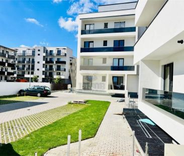 Apartament nou de lux cu 3 camere 2 bai parcare zona Centrala - Photo 1