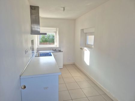 A LOUER Maison ancienne atypique rénovée 50180 Agneaux 3 chambres 80.90 m2 - Photo 5