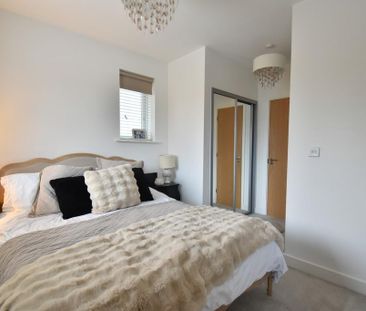 3 bedroom end of terrace house to rent - Photo 6