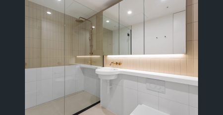 Stunning views in Premier Tower across from Southern Cross station- 1 Bedroom 1 bathroom + 1 Study - Unfurnished - Photo 4