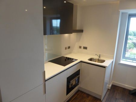 Studio to rent - Photo 2