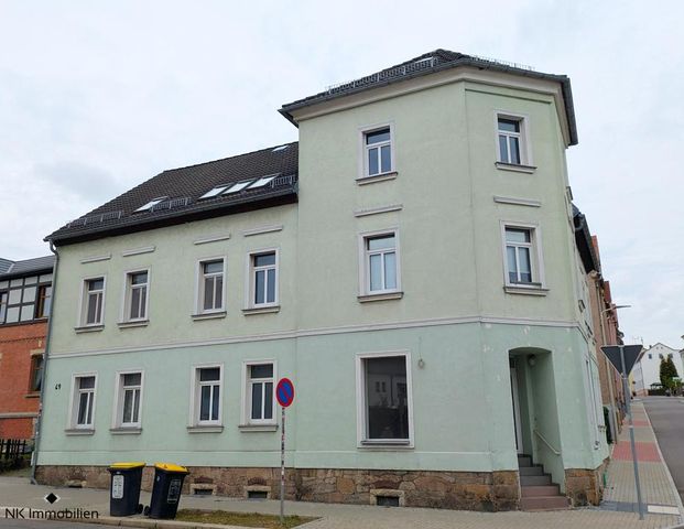 ++ frisch renovierte, neue 3-Raum DG-Wohnung mit Tageslichtbad - einziehen & wohlfühlen ++ - Foto 1