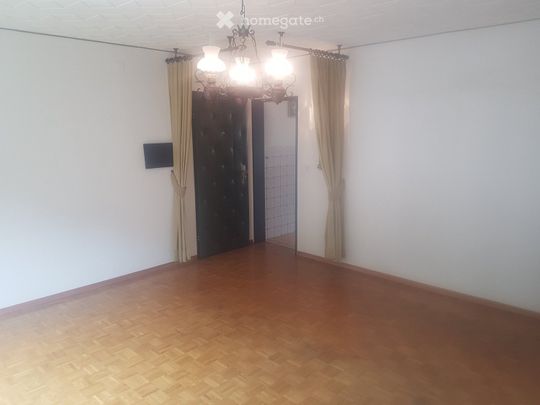 À LOUER APPARTEMENT 3½ PIÈCES - Photo 1