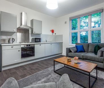 2 bedroom flat to rent - Photo 4
