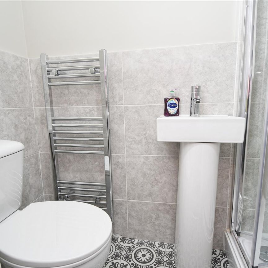 1 bed house share to rent in Berry Street, Burnley, BB11 - Photo 1