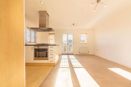 Chatham Way, Brentwood, CM14 - Photo 2