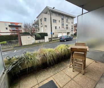 Location Appartement 1 pièce 13m² - Photo 3