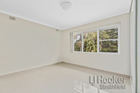 Two Bedroom Apartment - Photo 3