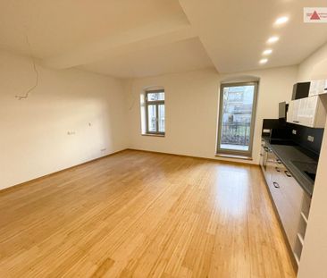 Einziehen und wohlfühlen - 4-Raum-Wohnung mit Balkon und hochwertig... - Photo 1