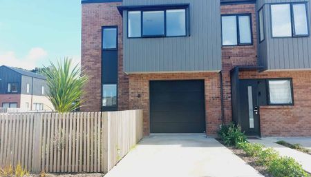 Modern Living - Photo 5