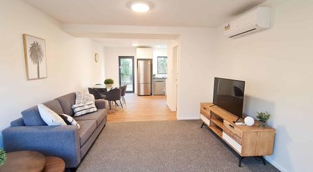 Modern Townhouse in Central City with Garage - Photo 3