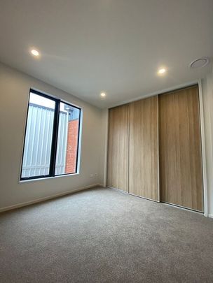 Premium oppotunity in Ellerslie Great community - Photo 1