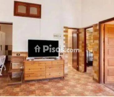 Casa adosada en alquiler en Avenida Touroperador Tjaereborg - Photo 1