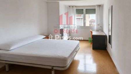 Piso en alquiler en Centro - Foto 3
