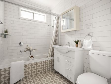 43 Carinya Road, Picnic Point NSW 2213 - House For Rent | Domain - Photo 4