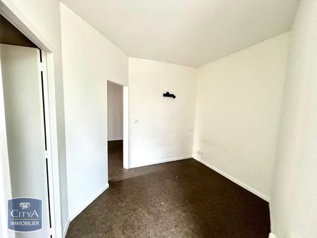 Location Appartement 2 pièces 30m² LESCURE D ALBIGEOIS 81380 - Photo 4