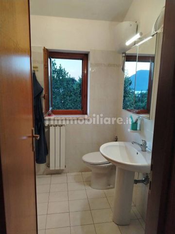 Villa plurifamiliare via delle Querce 12, Punta Del Lago, Ronciglione - Photo 4
