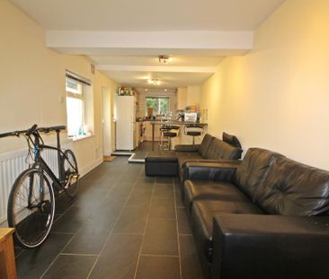 1 bedroom in a house share to rent - Photo 1