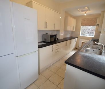5 bedroom house share to rent - Photo 4
