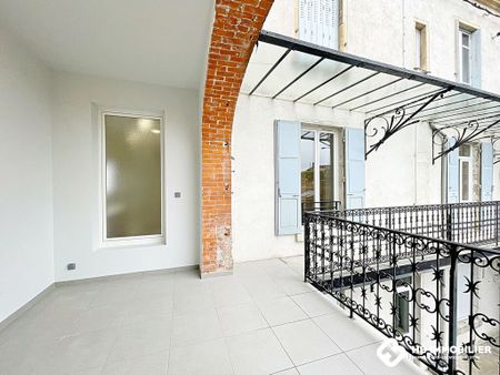 Location Appartement 4 pièces 89m² ROANNE 42300 - Photo 2