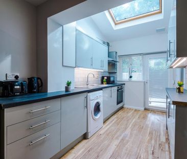 1 bedroom in a house share to rent - Photo 6