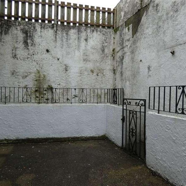 South Penrallt, Caernarfon, Gwynedd, LL55 - Photo 1