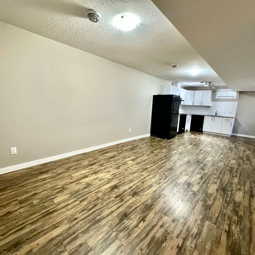 10324 136 Avenue BSMT - Photo 1