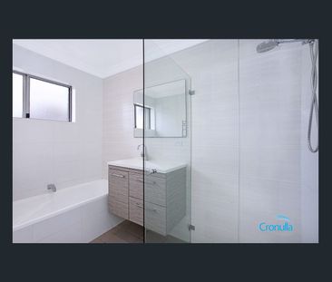 Modern & Convenient Lifestyle - Photo 3