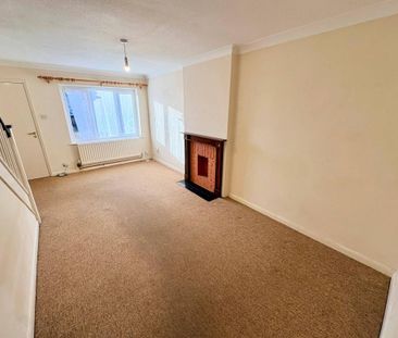 2 bedroom semi-detached house to rent - Photo 3