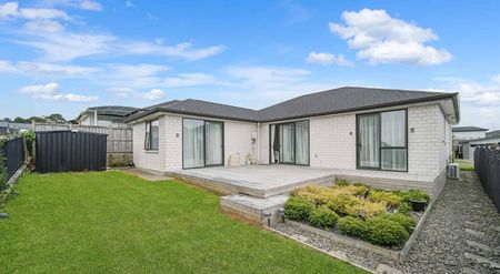Quality Brick Home! - Photo 5