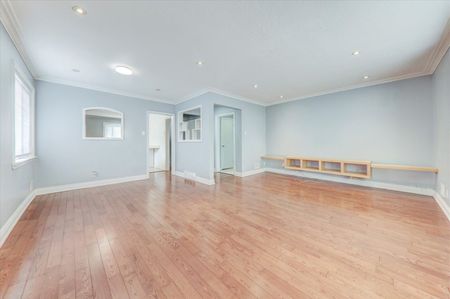 For Lease - 110 Ellendale Drive Unit# Main, Toronto, Ontario - Photo 2
