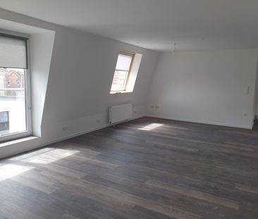 große 3-Zimmerwohnung in Stadtnähe - Photo 2