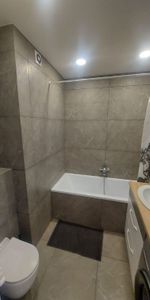Apartament cu 2 camere de inchiriat in zona Centrala - Photo 4