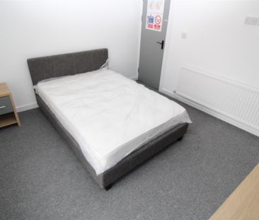 Room For Rent Park Street, Pontypridd - Photo 2
