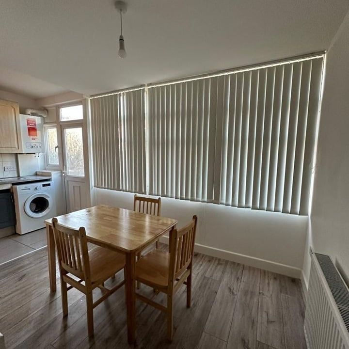 Room in a Shared House, Buller Road, N17 - Photo 1